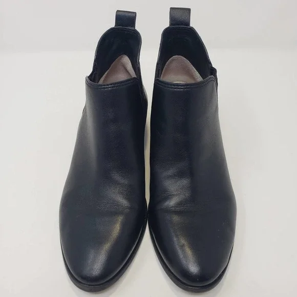 Michael Michael Kors Womens Black Leather Ankle Boots Booties 6M Slip On - Picture 2 of 10